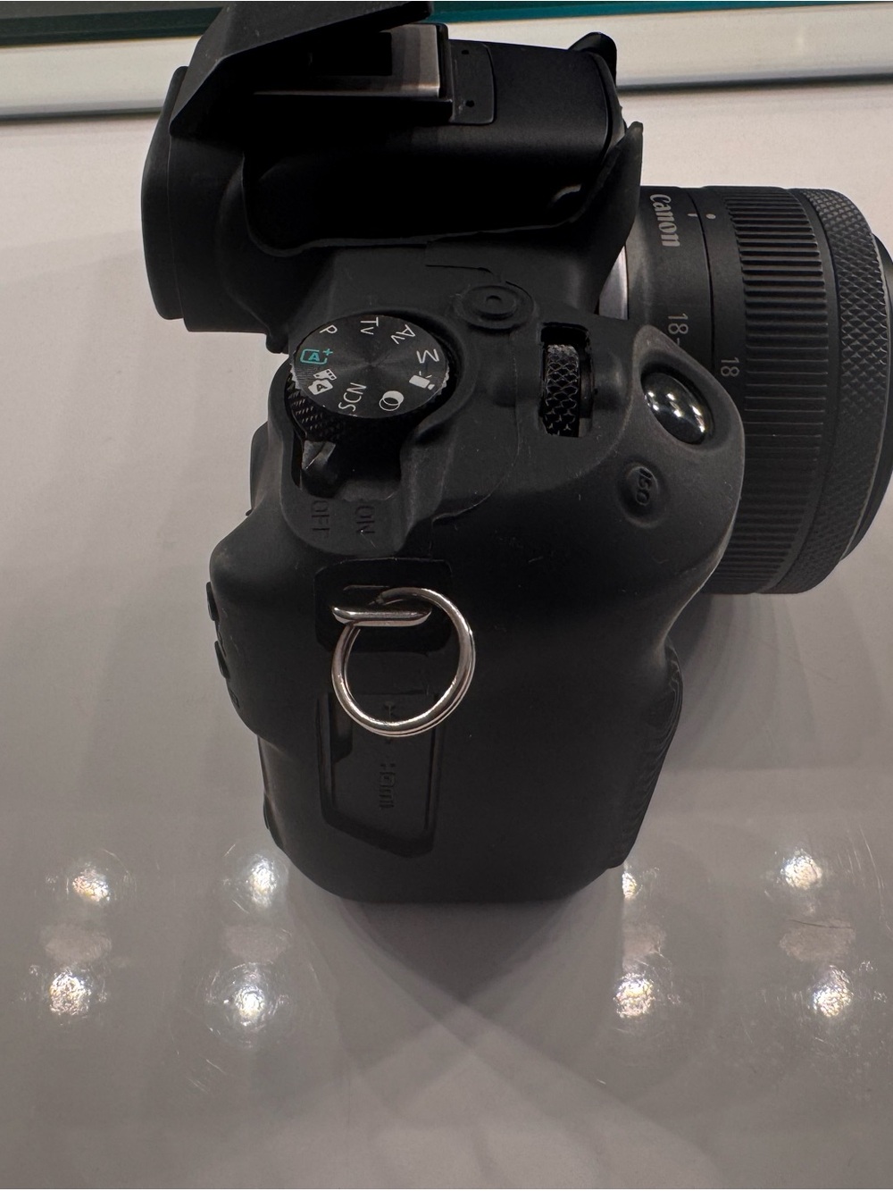 Cannon EOS R50- Black - Picture 5 of 9